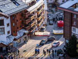 Ledakan di Bar Swiss Tewaskan 40 Orang, Diduga Dipicu Kembang Api di Atas Sampanye