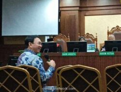 Ahok Tantang Jaksa: Periksa Presiden, Kenapa Orang Terbaik Dicopot?