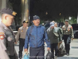 Wali Kota Madiun Diamankan KPK, Tegaskan Komitmen Membangun di Depan Wartawan