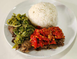 Antrean Hingga 2026, Dendeng Batokok Jaso Mande Ciputat Jadi Buruan