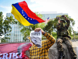 Bursa Venezuela Meledak, Politik Trump Jadi Pemicu?