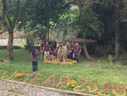 Ragunan Ramai di Hari Pertama 2026, Keluarga Berbondong Kenalkan Satwa pada Anak