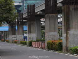 Tiang Monorel Rasuna Said Akhirnya Dibongkar, Warga: Sudah Lama Jadi Ancaman