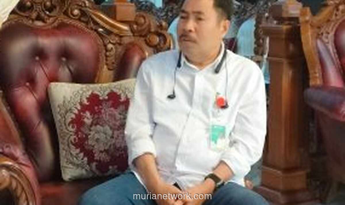 Warsinggih Ambil Formulir, Siap Rebut Kursi Ketua PBSI Sulsel