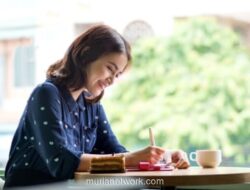 Menulis Jurnal, Kunci Sederhana Menyambut Tahun Baru dengan Lebih Bermakna