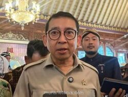 Fadli Zon Tunjuk Penanggung Jawab Keraton Solo, Satu Kubu Menolak