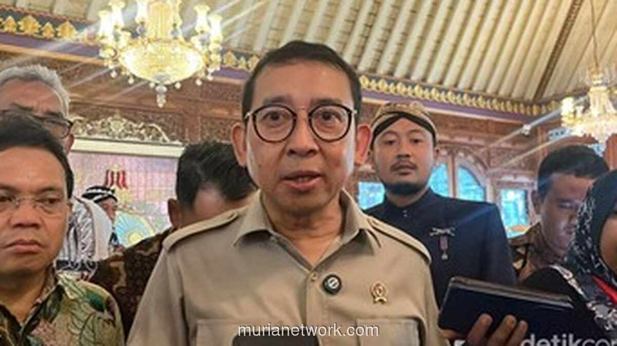 Fadli Zon Tunjuk Penanggung Jawab Keraton Solo, Satu Kubu Menolak
