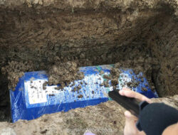 Pilot Korban Jatuhnya Pesawat ATR 42-500 Dimakamkan di Tengah Duka Keluarga