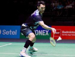Jonatan Christie Akui Keunggulan Kunlavut Usai Tumbang di Semifinal Malaysia Open