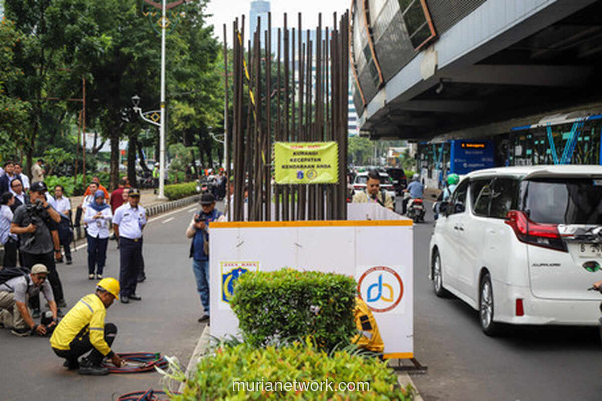 Tiang Monorel Rasuna Said Mulai Dibongkar, Dishub Janji Lalu Lintas Tak Tersendat
