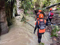 Ibu dan Balita Hilang Diterjang Banjir di Tabanan