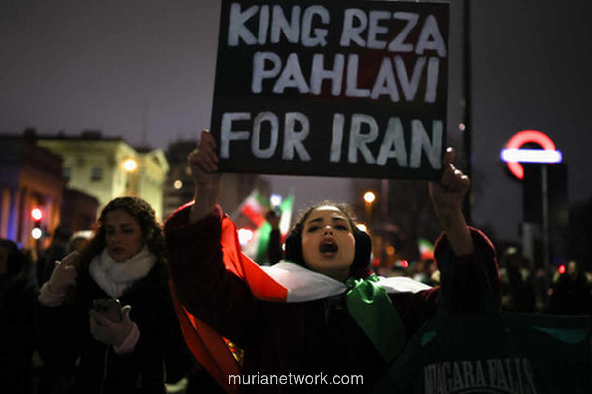 Demonstrasi di London Desak Rezim Iran Jatuh, Ancaman Militer Menggantung