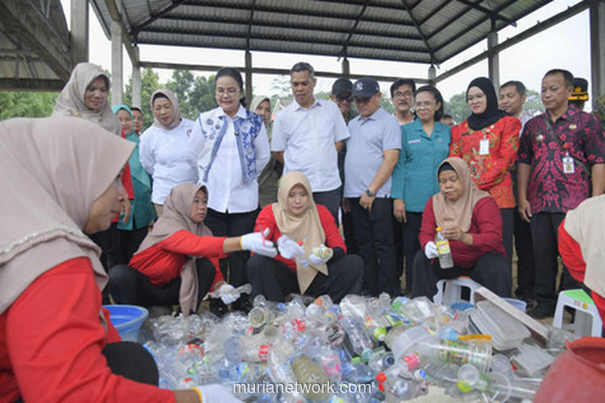 Sampah Berubah Jadi Tabungan, Wali Kota Semarang Soroti Keberhasilan Bank Sampah Mangunsari