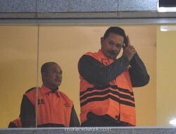 KPK Geledah Kantor Dinas Madiun, Barang Bukti Ratusan Juta Diamankan