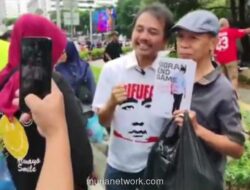 Buku Kontroversial Soal Gibran Laris Manis di Tengah CFD Jakarta