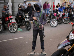 Super Bigote di Balik Jeruji, Caracas Bergemuruh Menuntut Kembalinya Maduro