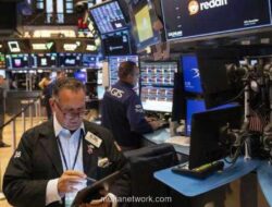 Wall Street Berharap pada Laba Perusahaan di Tengah Badai Politik