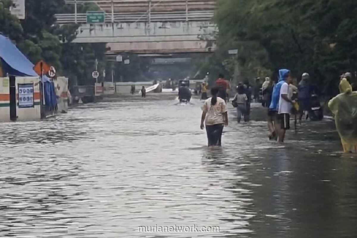 45 RT dan 21 Ruas Jalan di Jakarta Masih Terendam, Warga Mulai Mengungsi