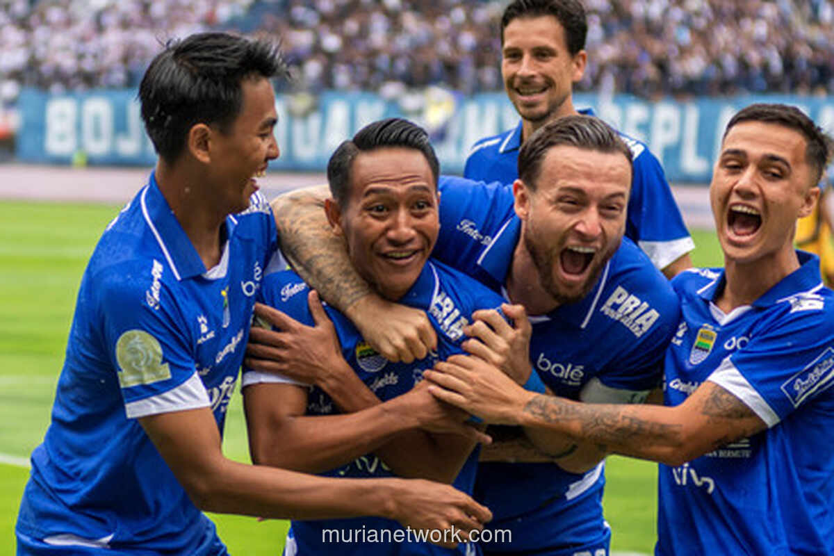 Persib Puncaki Klasemen, Bidik Treble Gelar Juara