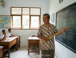 Guru 2026: Masihkah Ada Ruang untuk Wibawa di Tengah Transaksi Pendidikan?