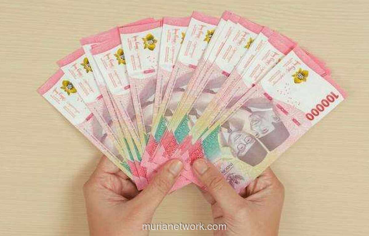 Rupiah Terseret Isu Greenland dan Tarif Trump, IMF Justra Naikkan Proyeksi RI