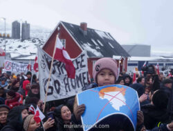 Hands Off Greenland: Warga Nuuk dan Denmark Serukan Kedaulatan di Tengah Dinginnya Politik