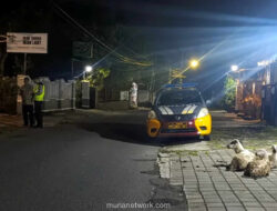 Tiga Kambing Nongkrong di Simpang Tugu Sleman, Polisi Turun Tangan