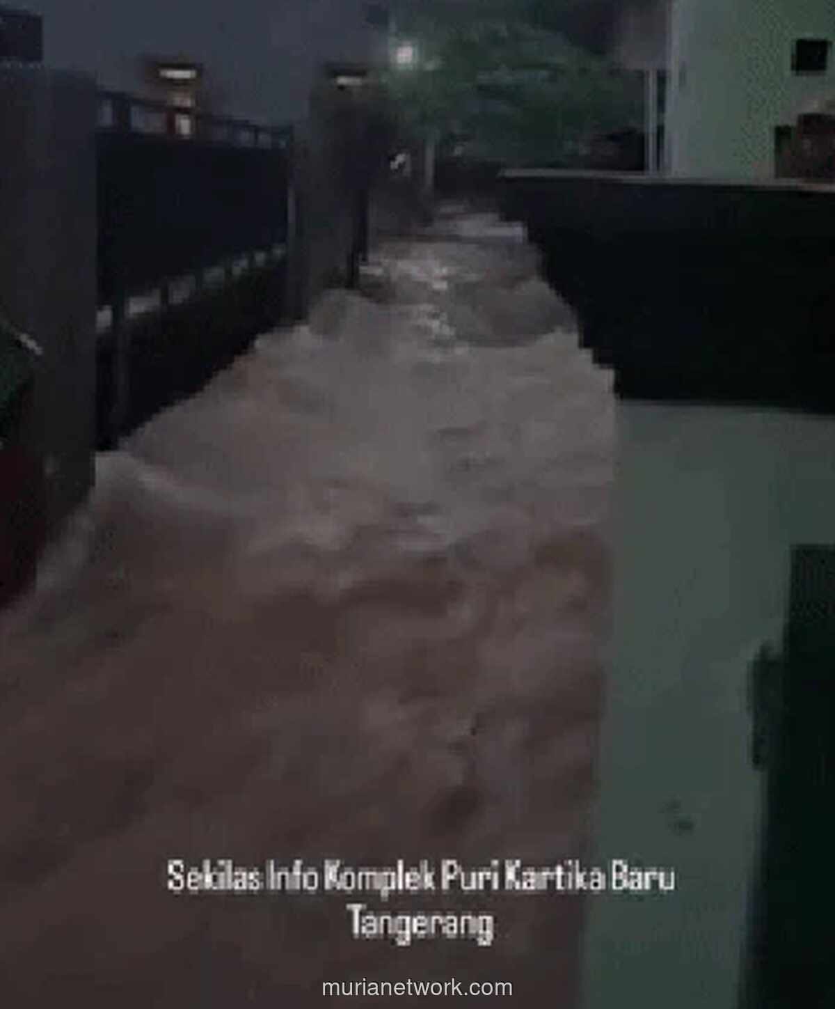 Ciledug Terendam, Warga Komplek Puri Kartika Baru Berjuang di Tengah Arus Seleher Dewasa