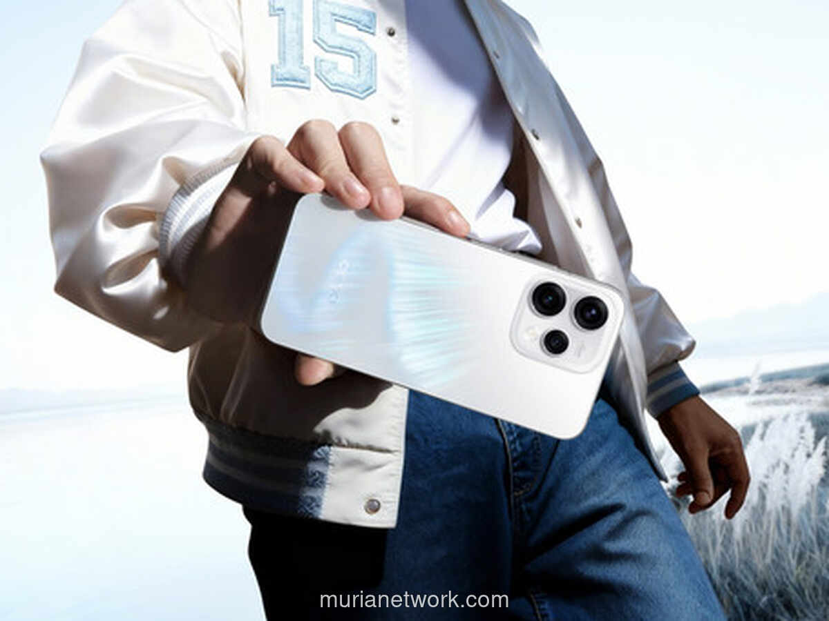 Oppo Reno 15 Rilis dengan Desain Aurora yang Menari di Bawah Cahaya