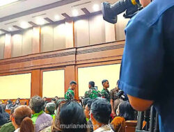 Hakim Tegur Personel TNI di Sidang Korupsi Chromebook, Muncul Protes