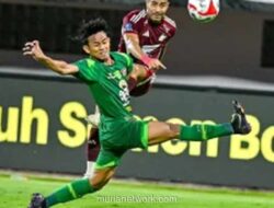 Persib Puncaki Klasemen, Hodak Malah Soroti Lubang di Sektor Kiri