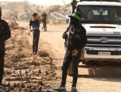 Trump Beri Ultimatum di Davos: Hamas Harus Serahkan Senjata atau Dihancurkan