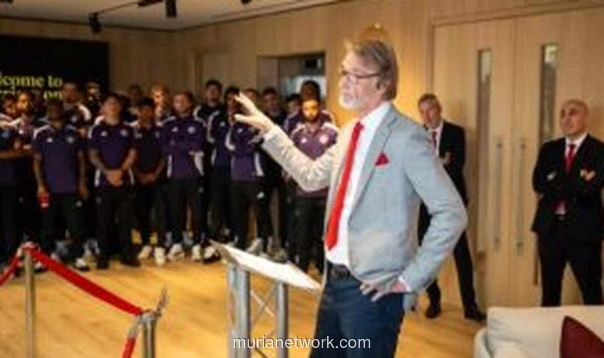 Sir Jim Ratcliffe Tarik Michael Carrick di Tengah Wawancara Usai United Bungkam Arsenal