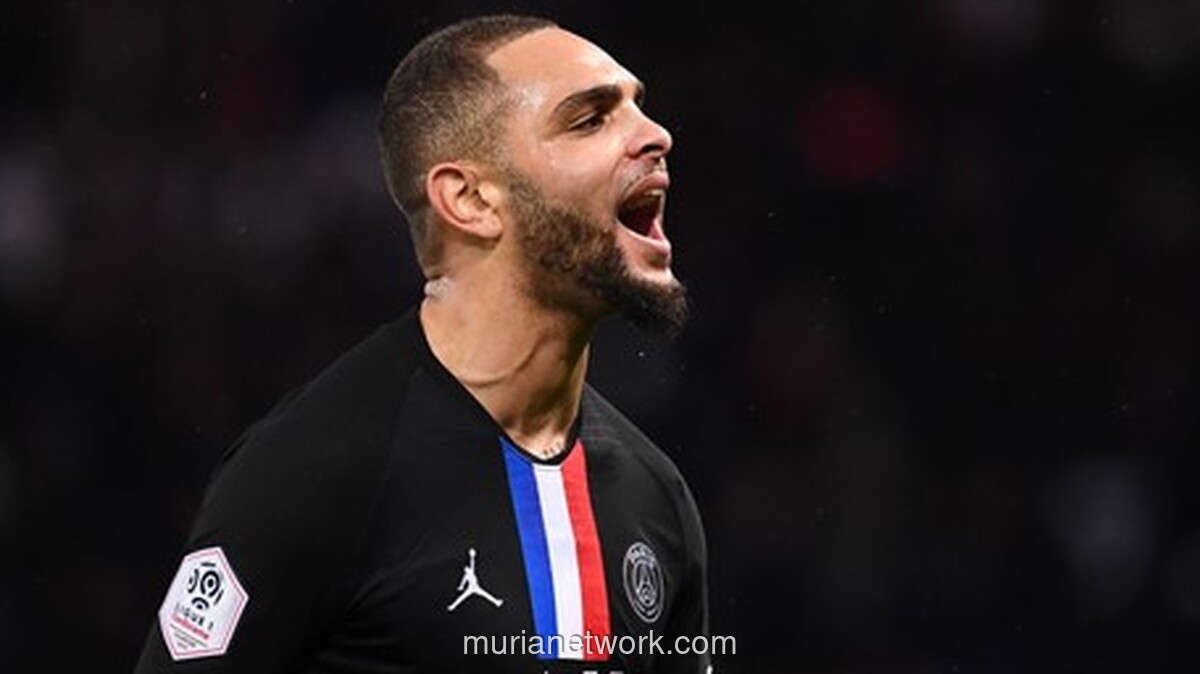 Persib Berburu Bek PSG, Kurzawa Dikabarkan Dekat ke Bandung