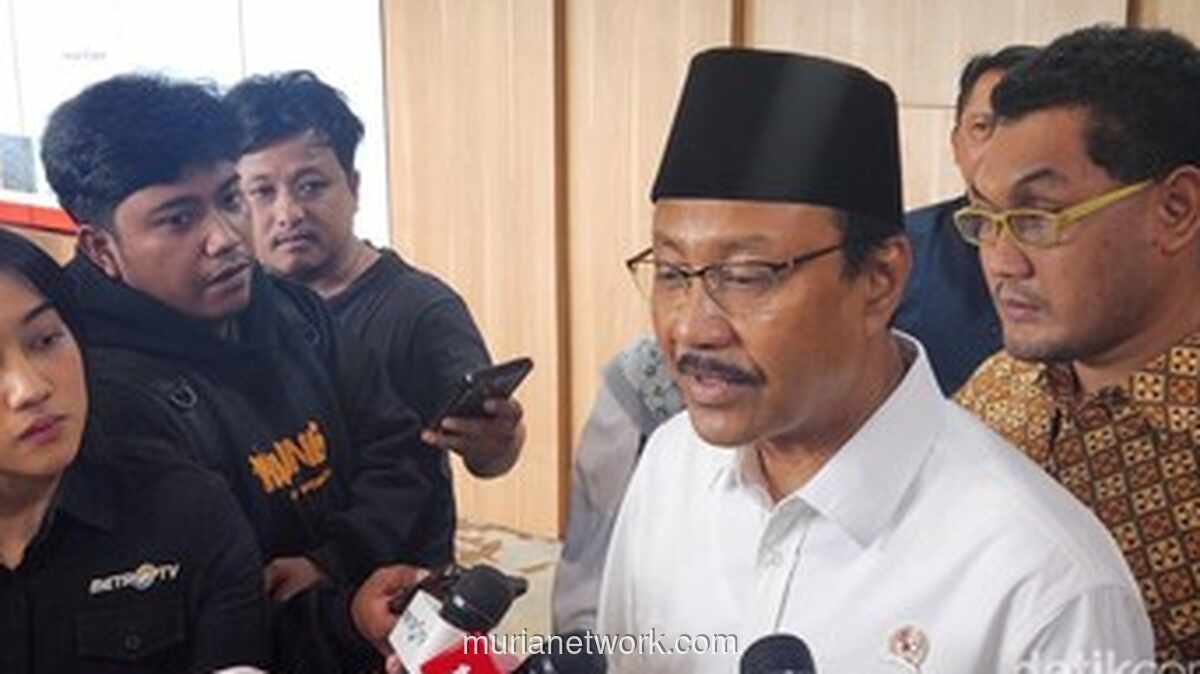 Gus Ipul Pastikan Bansos dan Dapur Umum untuk Korban Longsor Cisarua