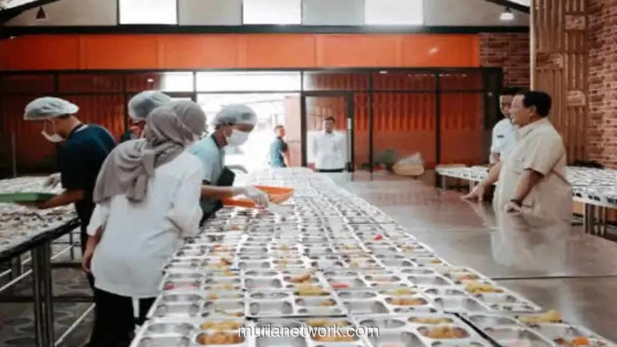 Ironi di Balik Meja Rapat: Gaji Pengantar Bantuan Lebih Tinggi dari Guru Honorer