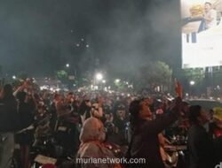 Tahun Baru di Tugu Kujang: Macet Parah dan Kerumunan Motor Warnai Malam Pergantian Tahun