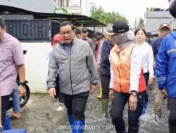 Gubernur Pramono Tambah Pompa dan Bantu Perlengkapan untuk Pengungsi Banjir Rawa Buaya
