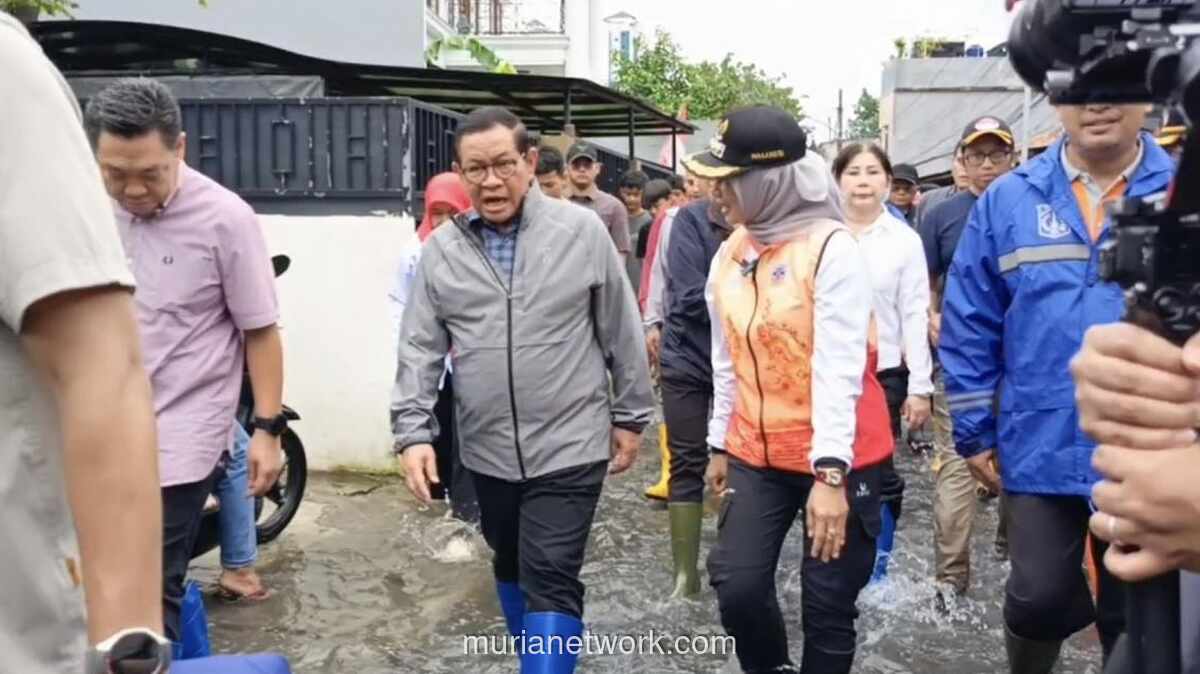 Gubernur Pramono Tambah Pompa dan Bantu Perlengkapan untuk Pengungsi Banjir Rawa Buaya