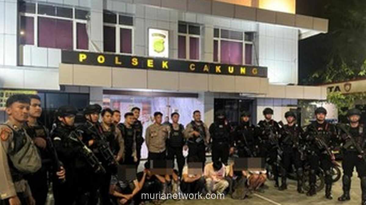 Brimob Gagalkan Persiapan Tawuran Remaja di Jakut, Sita Senjata Tajam