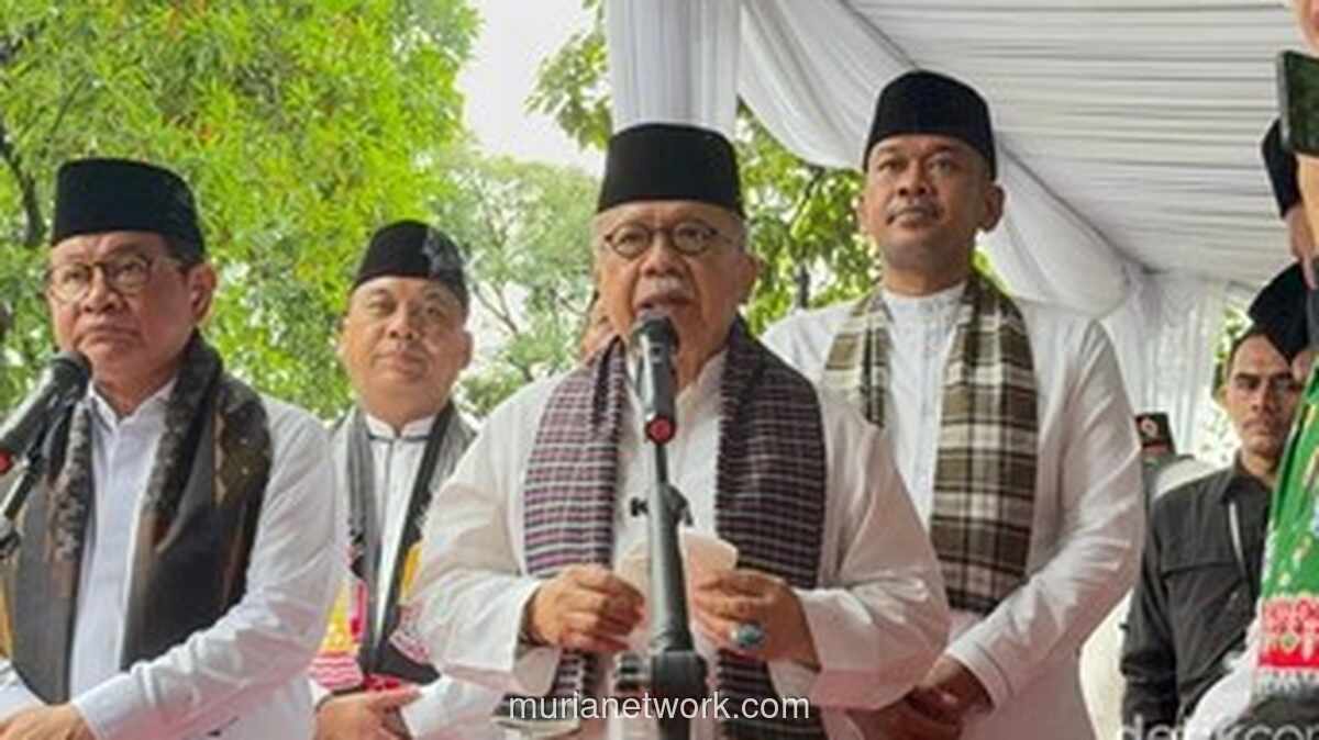Pramono Anung Ziarah ke Makam MH Thamrin, Serukan Persatuan Kaum Betawi