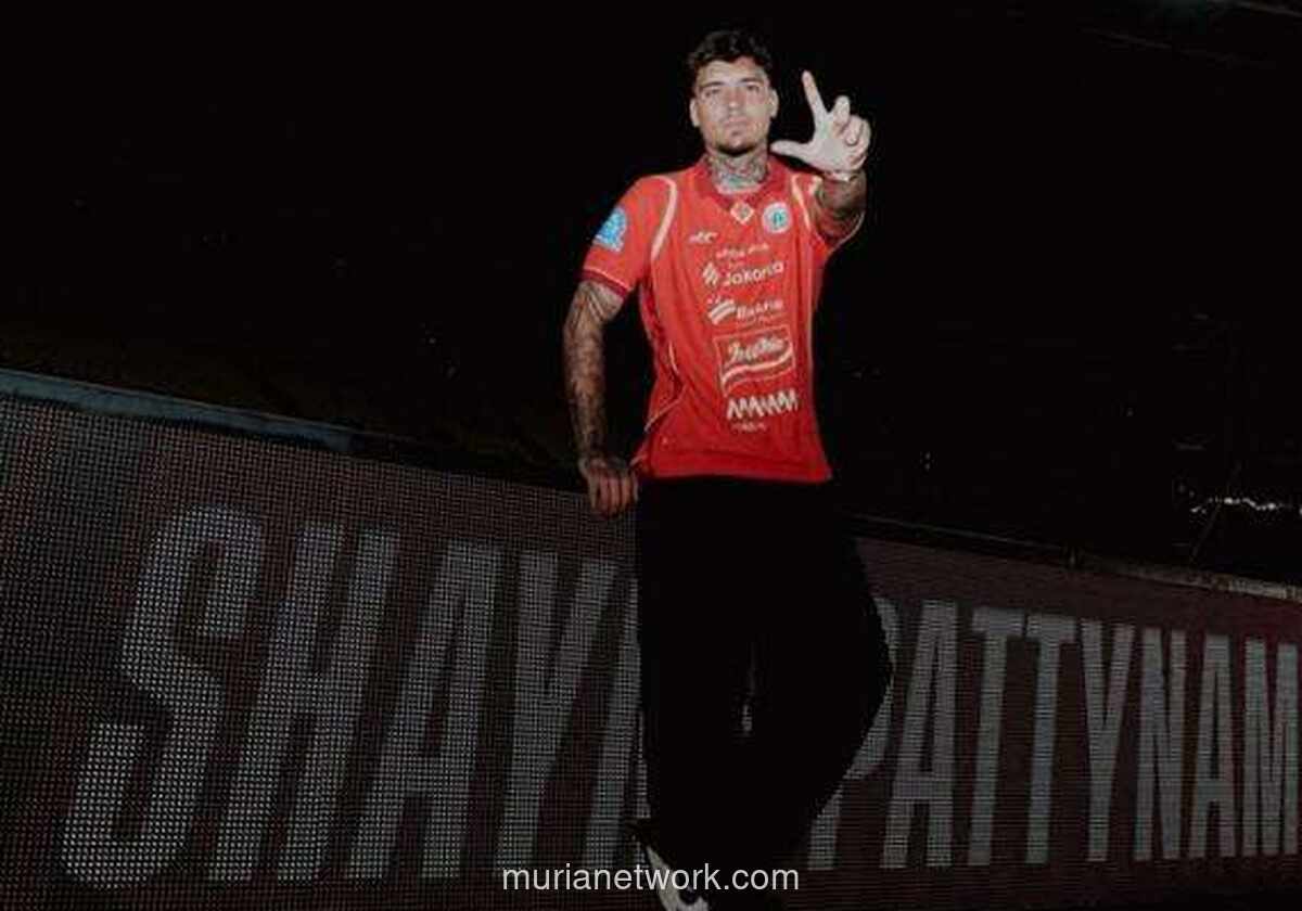 Shayne Pattynama dan Cinta Pertamanya: Soto Ayam di Hati, Persija di Kaki