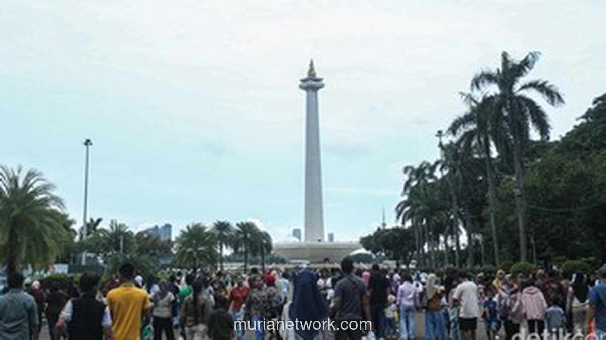 Monas Dibanjiri 72 Ribu Pengunjung Saat Libur Tahun Baru 2026