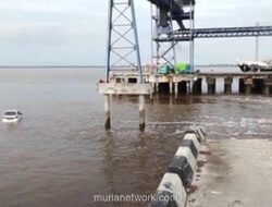 Jembatan Pelabuhan Tanjung Buton Runtuh, Avansa Tercebur ke Laut