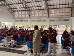 Prabowo Tinjau Sekolah Rakyat, Sapa Siswa hingga Cek Makan Bergizi