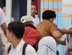 Guru SMK di Jambi Dikeroyok Murid, Komisi X DPR Soroti Krisis Karakter