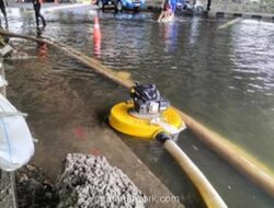 Jakarta Siagakan Ratusan Pompa dan Ribuan Pasukan Biru Antisipasi Banjir Ekstrem