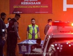 Jenazah Pramugari Korban Kecelakaan Pangkep Tiba di Jakarta