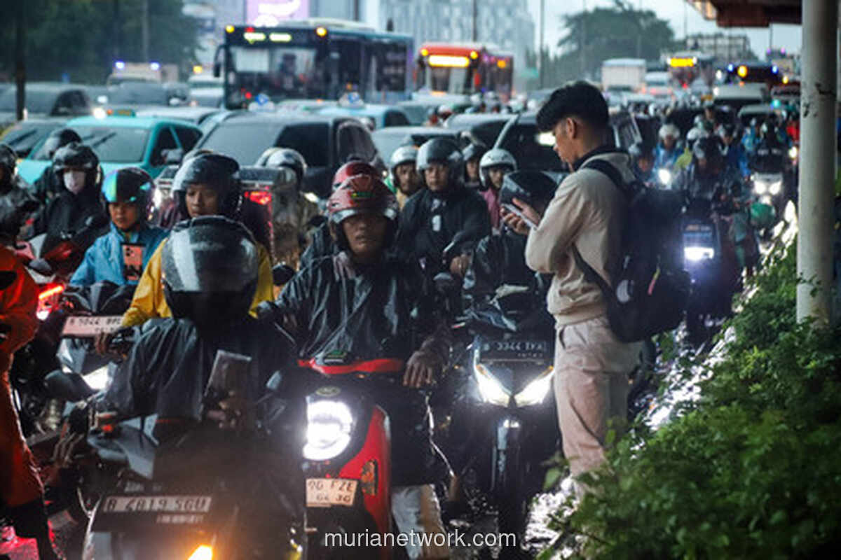 BMKG Pasang Status Awas Hujan Ekstrem di Banten, Jakarta, dan Jawa Timur