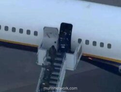 Maduro Tiba di New York dengan Pesawat Militer AS, Siap Hadapi Dakwaan Narkoba